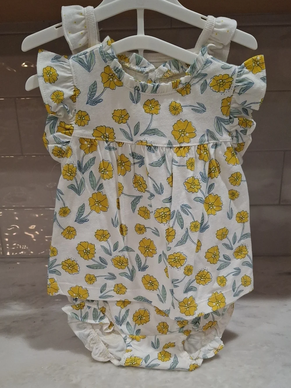 Baby Girl's Outfit